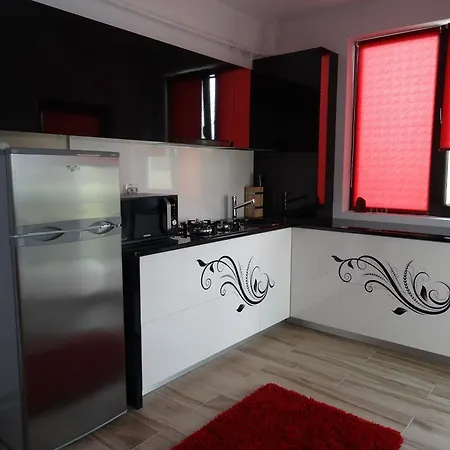 Red Heart * Mamaia