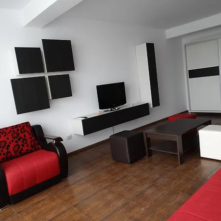 Red Heart Mamaia